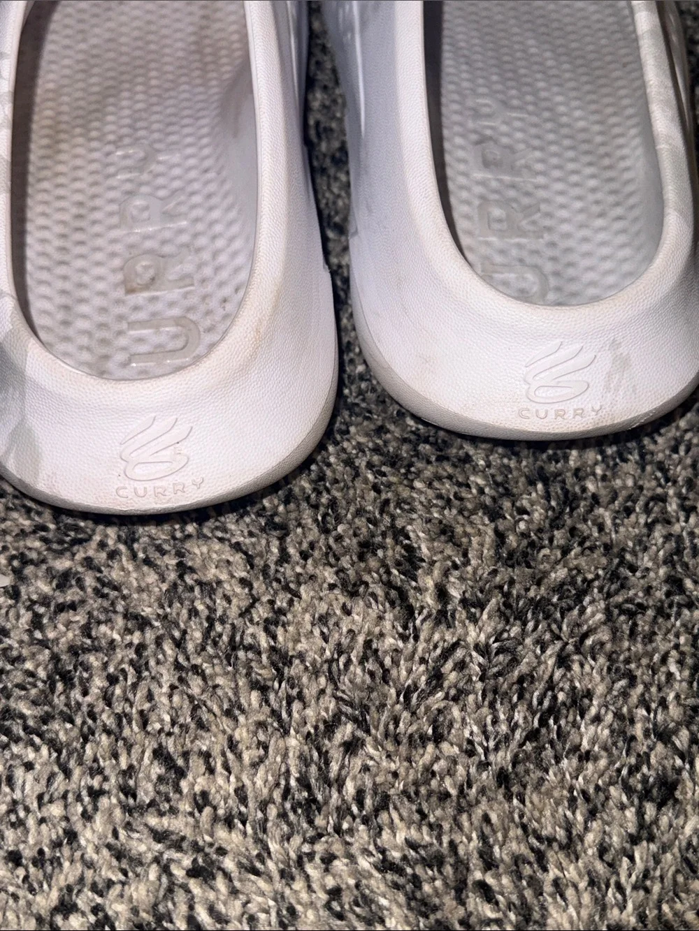 Under Armour Curry FoamTro Men’s Size 9 White Slides Stephen Curry 3028394